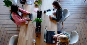 découvrez l'univers de l'entrepreneuriat : des conseils pratiques, des témoignages inspirants et des stratégies efficaces pour développer votre projet. lancez-vous dans l'aventure entrepreneuriale et transformez vos idées en succès.