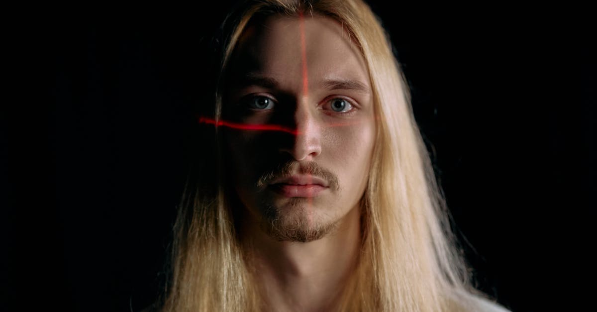 découvrez comment la reconnaissance faciale transforme notre façon d'interagir avec la technologie. explorez ses applications, ses avantages et les enjeux de cette innovation incontournable.