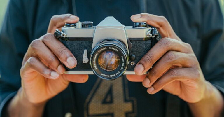 découvrez moz pro, l'outil incontournable pour optimiser votre référencement naturel. analysez vos mots-clés, surveillez votre position, et boostez votre visibilité en ligne grâce à des fonctionnalités avancées et des rapports détaillés.