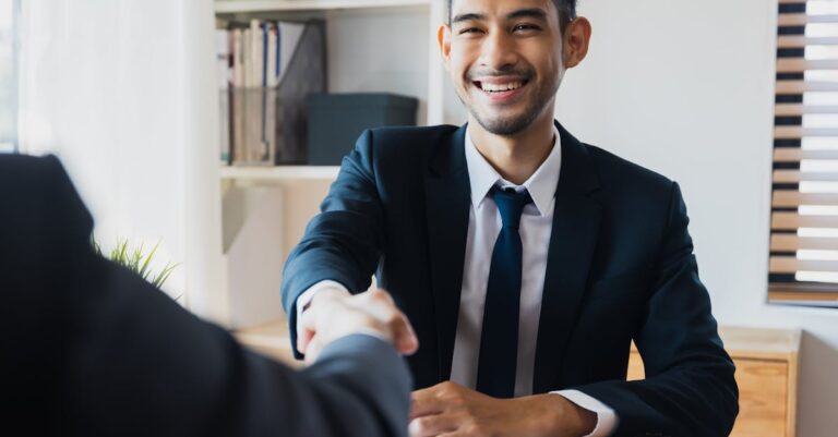 découvrez nos opportunités de contrat postdoctoral, offrant un environnement stimulant pour la recherche et le développement professionnel. rejoignez-nous pour approfondir vos compétences et participer à des projets innovants dans divers domaines scientifiques.