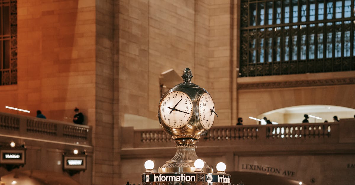 découvrez notre outil pour estimer l'heure d'arrivée de votre transfert. simplifiez votre voyage en ayant toutes les informations sur les horaires et les trajets à portée de main.