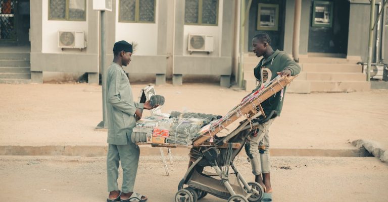 découvrez le monde passionnant de l'entrepreneuriat : conseils, stratégies et inspirations pour lancer et développer votre propre entreprise. un guide complet pour les futurs entrepreneurs.