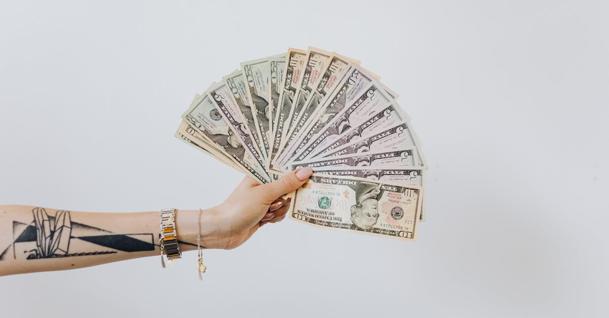 Descubra nosso guia completo sobre escalas salariais, incluindo critérios de determinação salarial, diferenças setoriais e dicas para negociar sua remuneração. Noções Básicas da Escala Salarial do Acordo 3127 para a Indústria da Borracha