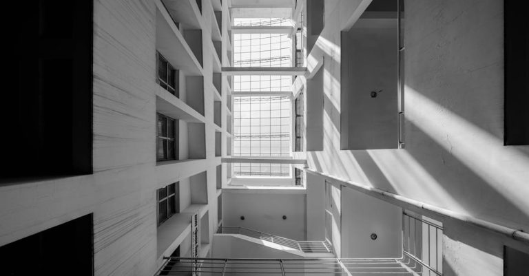 découvrez notre grille salariale complète pour vous aider à mieux comprendre les niveaux de rémunération dans votre secteur. obtenez des informations précises et à jour sur les salaires, les avantages et les opportunités de carrière.