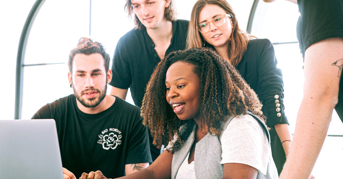 découvrez comment favoriser la collaboration entre startups pour stimuler l'innovation, partager des ressources et accélérer la croissance de votre entreprise grâce à des partenariats stratégiques.