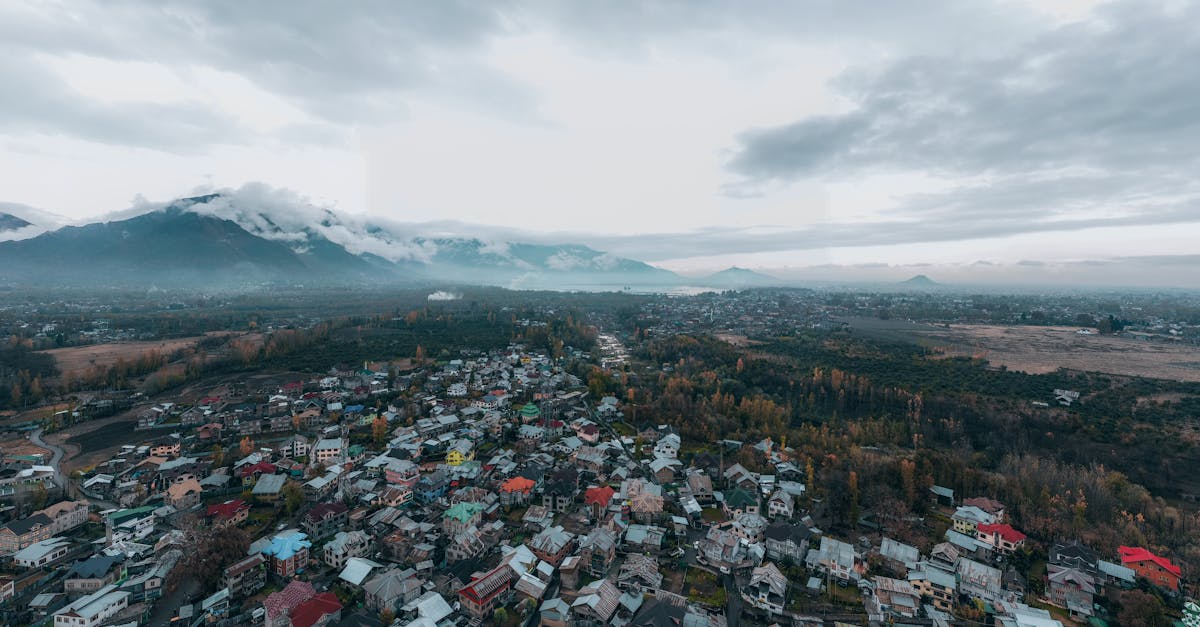 Discover everything about geography, maps, location, and geospatial data to better understand the world around us.