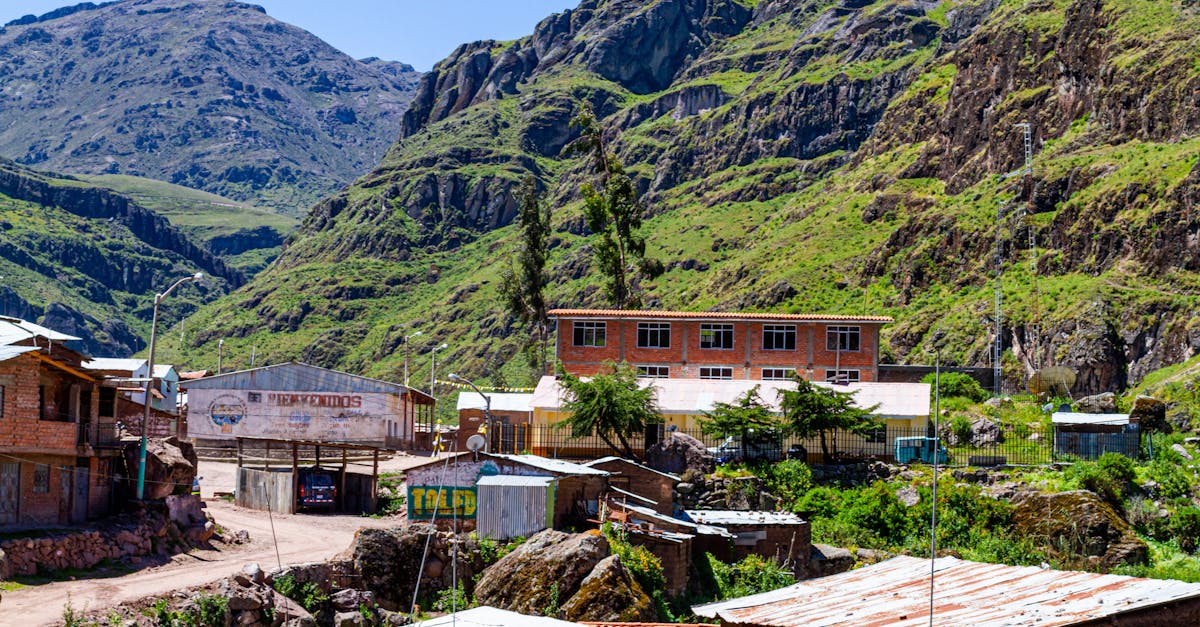 这一发展标志着网络内容地理分析领域的真正革命。该地理位置测量工具的功能远不止于识别引用或参考页面的数量;它现在能够提供网站与其被必应助手、人工智能摘要以及各种合作伙伴集成提及之间关系的详细地图。评估这些引用的频率、质量和时间趋势的能力,为全新的数字形象战略铺平了道路。在这个数字化世界里,每一次点击、每一次查询、每一个链接都至关重要,因此,对于网络运营者而言,掌控自身在人工智能响应的地理位置维度上的影响力变得至关重要。这款官方工具的发布标志着一个转折点,不仅对可见性分析而言如此,对本地和全球搜索引擎优化策略而言亦是如此。