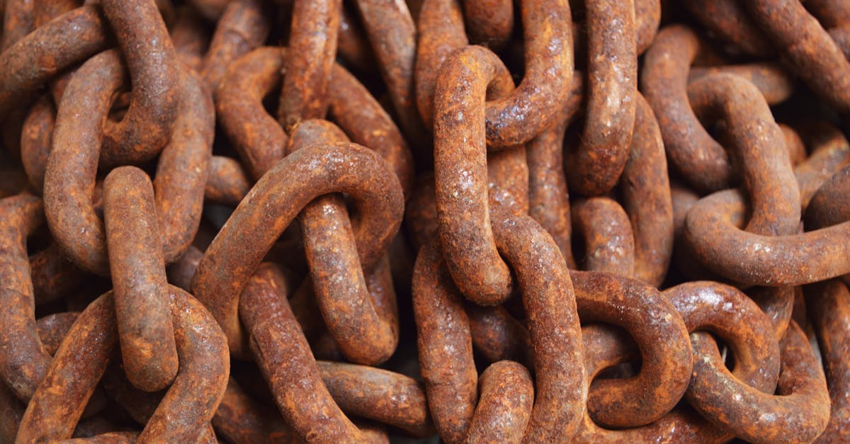 Leverages to strengthen an SEO strategy through internal linking.