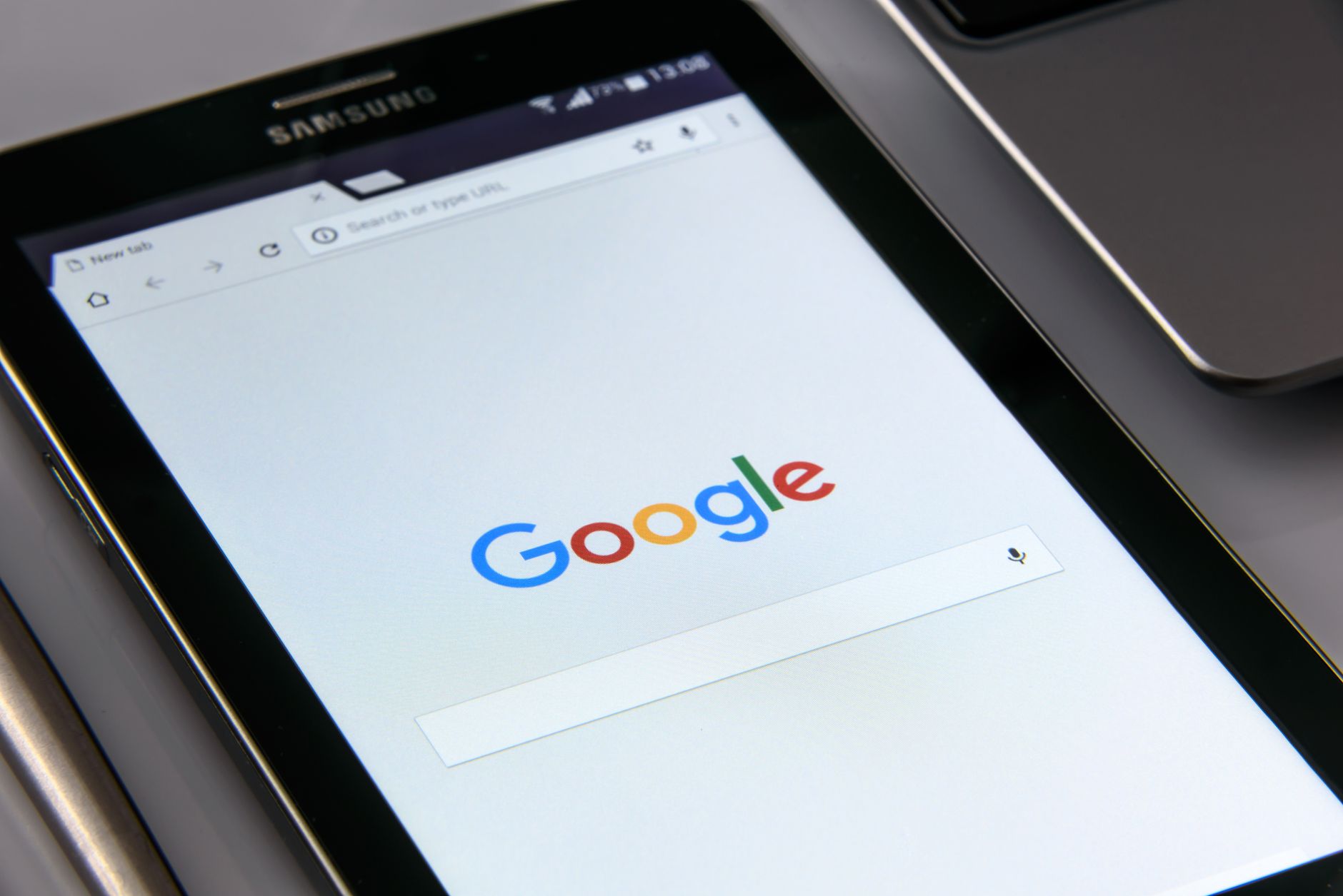 Ahrefs SEO : l'outil complet pour analyser votre site en 2026